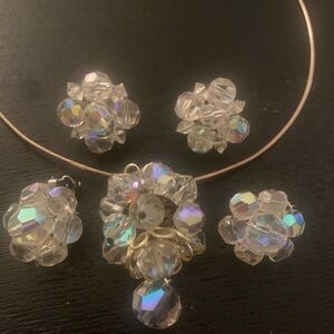 Vintage Crystal necklace and Earrings x2 Clip on style 1950’s gold chain